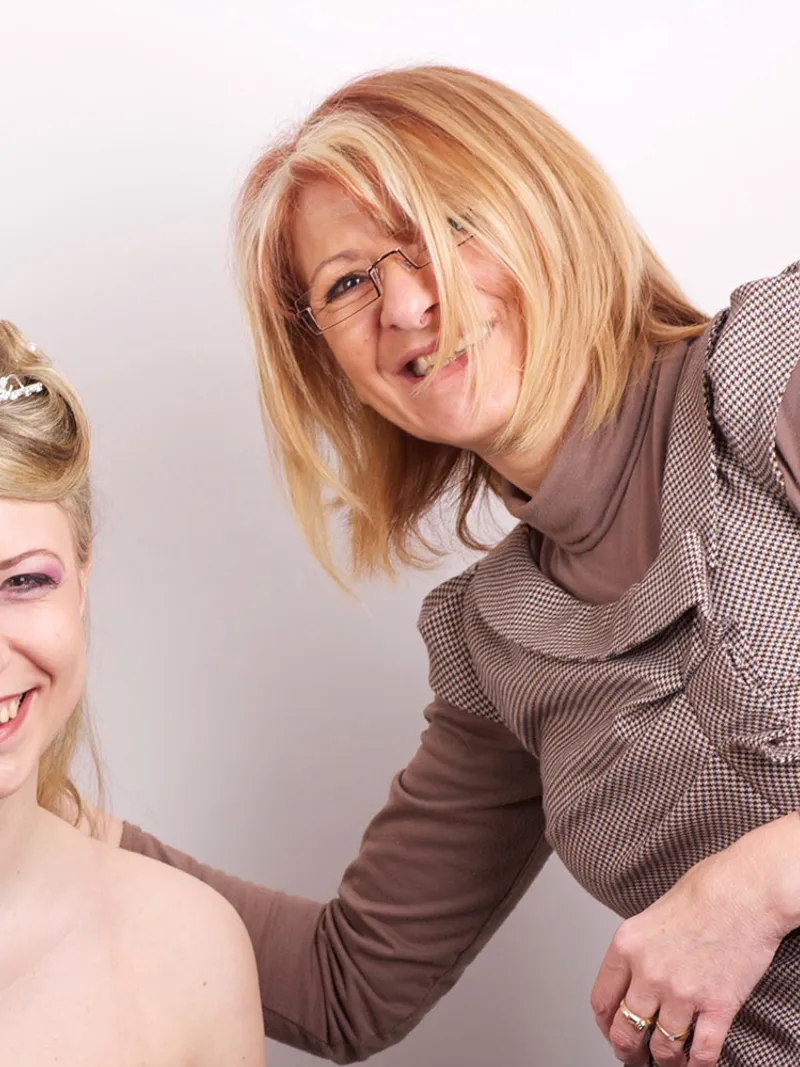 Brautfrisur aus dem Salon Mon Coiffeur, Arbeit 12