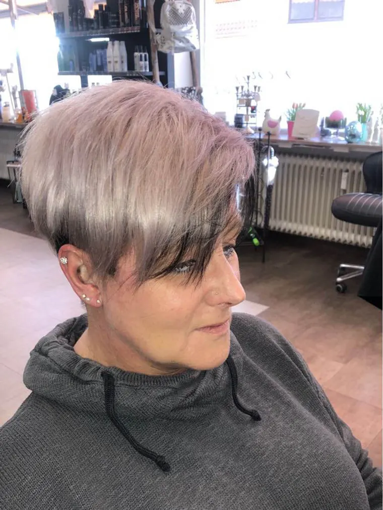 Arbeit aus dem Salon Mon Coiffeur, Nummer 7