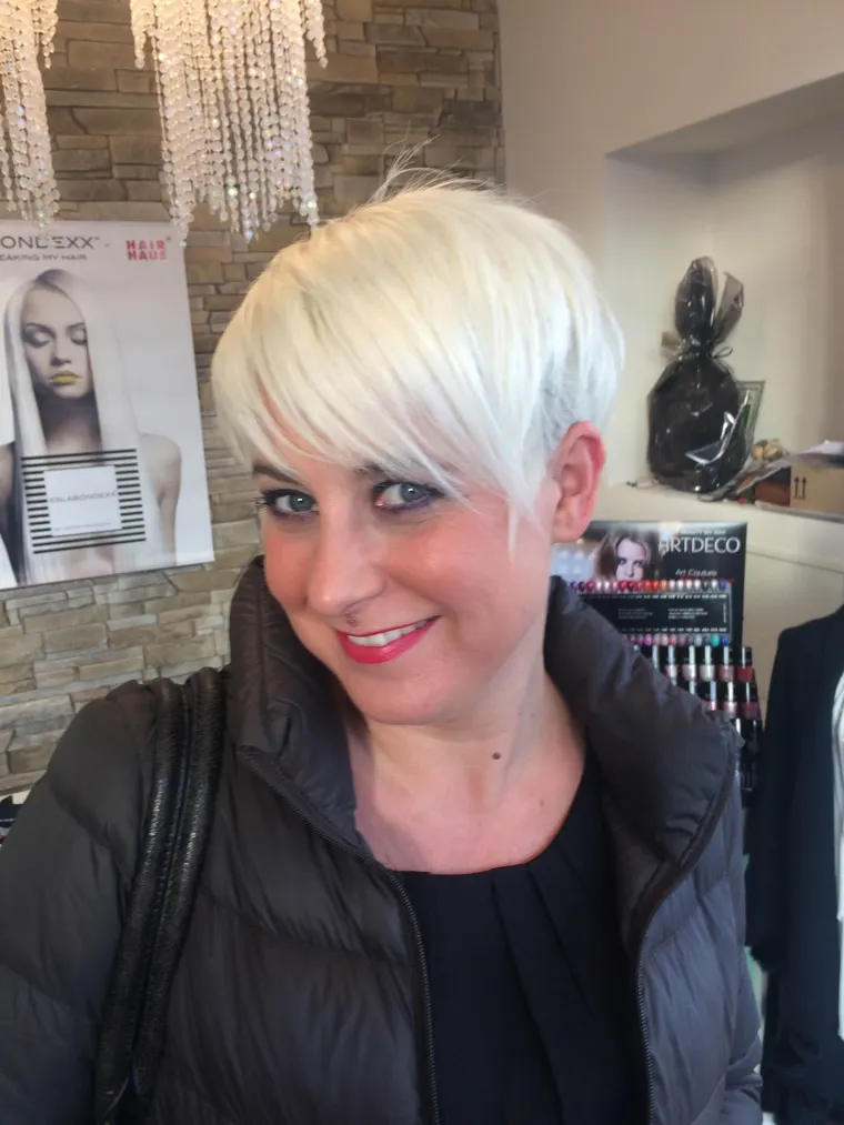 Arbeit aus dem Salon Mon Coiffeur, Nummer 16
