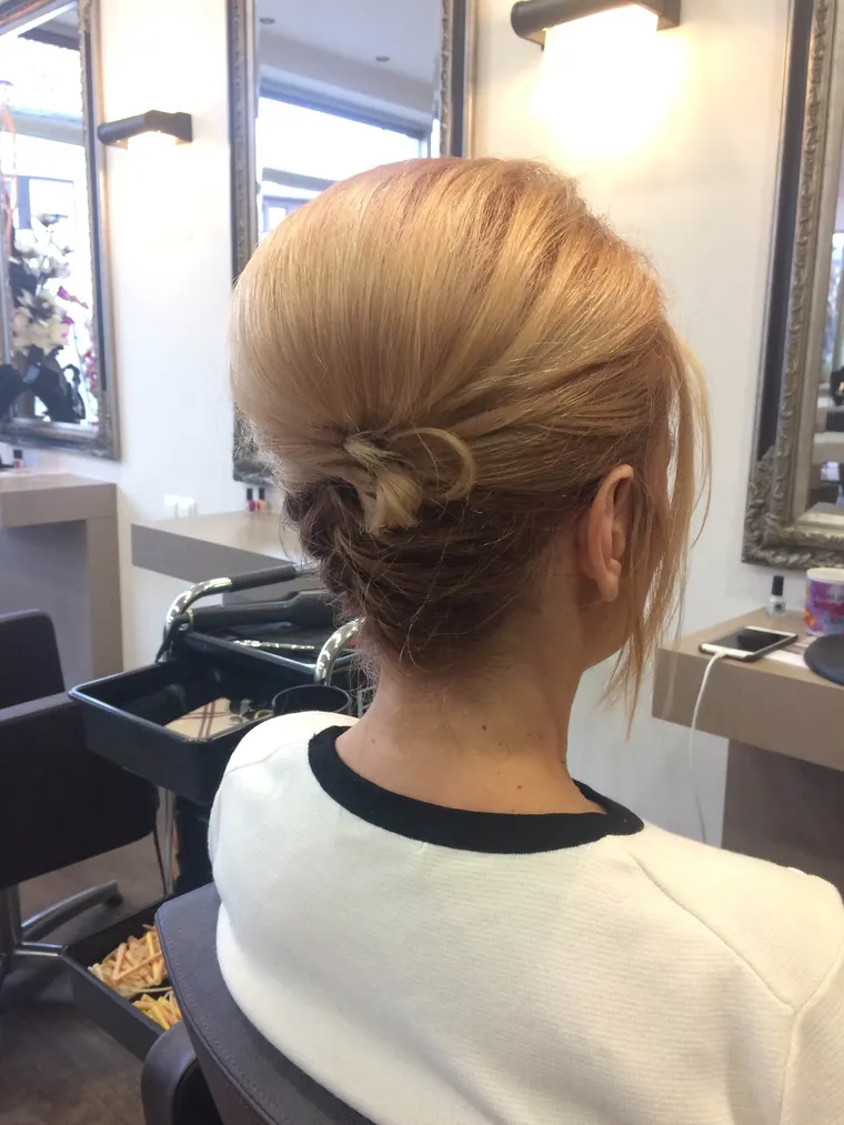 Arbeit aus dem Salon Mon Coiffeur, Nummer 45